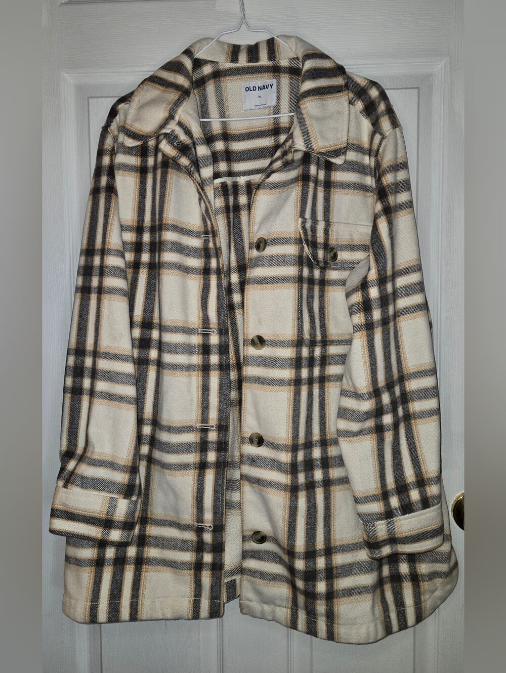 Old Navy Cream Plaid Button-Front Shacket